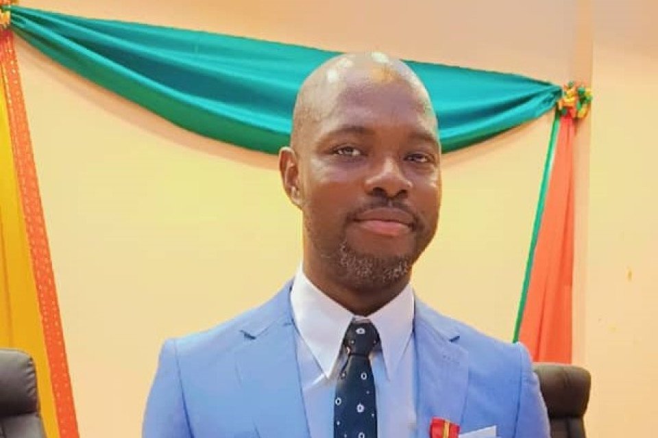 Kévin Mahouton Senou fait Chevalier de l’Ordre national du Bénin